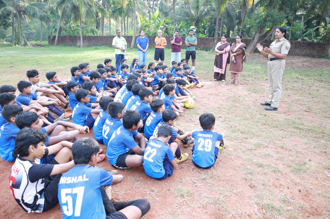 fe6ec2c3-a4e6-4748-8162-5dc4cc1b8976