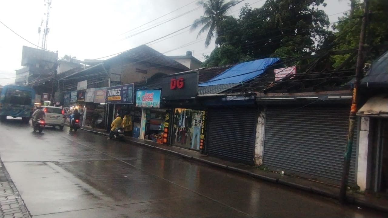 പ്രതീക്ഷിക്കാം ഏത് നിമിഷവും തലശ്ശേരിയിൽ കെട്ടിട ദുരന്തങ്ങൾ : ചാലക്കര പുരുഷു