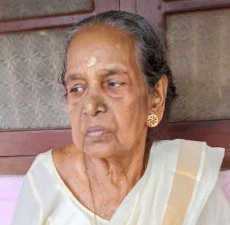 വള്ളിൽ നാണി (82) നിര്യാതയായി