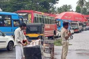 തലശ്ശേരിയിൽ ഗതാഗതക്കുരുക്ക് അതിരൂക്ഷം : ചാലക്കര പുരുഷു