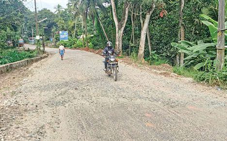 തേമ്പാമുട്ടം-റസൽപുരം റോഡ് നവീകരണം ആരംഭിച്ചു