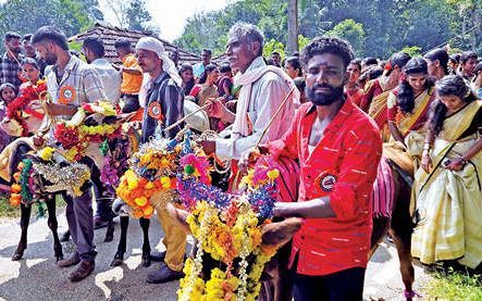 കബനിക്കരയിൽ വേടഗൗഡരുടെ മൂരിയബ്ബ ആഘോഷം