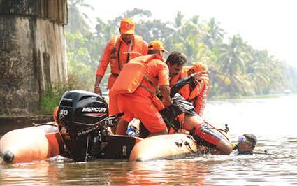 കുമരകത്ത് ആകാംക്ഷയുടെ വെള്ളപ്പൊക്കം; അറിവിന്റെ കരകയറ്റി മോക്ഡ്രിൽ