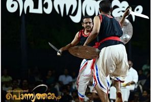 രണനായകരുടെ പടനിലത്ത് ഇനി അഗ്നി ചിതറും പോരാട്ടം :ചാലക്കര പുരുഷു