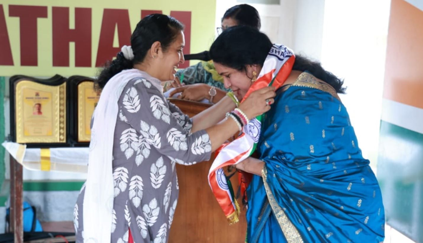 meena4