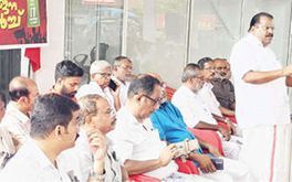കേരളത്തിന്റെ പുരോഗതി തടസ്സപ്പെടുത്താനാണ് കേന്ദ്രസർക്കാർ ശ്രമിക്കുന്നത് -ഇ.പി. ജയരാജൻ