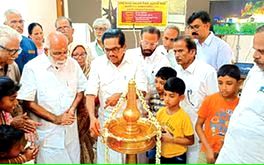 സംഘപരിവാറിനും കമ്യൂണിസ്റ്റ് പ്രസ്ഥാനങ്ങൾക്കും സ്വാതന്ത്ര്യസമരത്തിൽ പങ്കില്ലെന്ന് വി.എം. സുധീരൻ