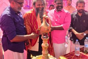 ദ ഹിസ്റ്ററി മാൻ ഓഫ് ഇന്ത്യ' ബഹുമതി നേടിയ ഡോ. ജിതേഷ്ജിയെ ജന്മനാട്ടിൽ ആദരിച്ചു.
