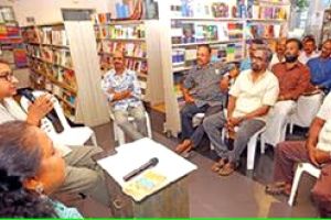'അത്രമേൽ അപൂർണം' ജീവിതത്തിന് ഊർജം നൽകുന്ന കൃതി