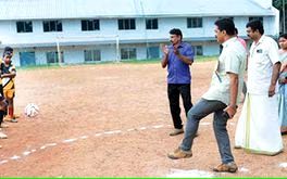 ലഹരിക്കെതിരേ ഫുട്‌ബോൾ 'ലഹരി'യുമായി കുടുംബശ്രീ എഡിഎസ്
