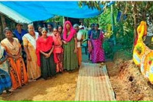 വീട്ടുമുറ്റത്ത് ചിതയൊരുങ്ങി, ചേച്ചിക്കൊപ്പം അനിയത്തിക്കും