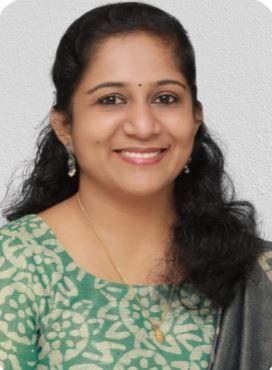 രംന രാധാകൃഷ്ണൻ ഇലക്‌ട്രോണിക്‌സ് എൻജിനീയറിങ്ങിൽ പിഎച്ച്ഡി കരസ്ഥമാക്കി