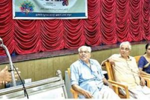രാസലഹരിക്കെതിരേ വായന ലഹരിയാക്കാം -ആലങ്കോട് ലീലാകൃഷ്ണ‌ൻ