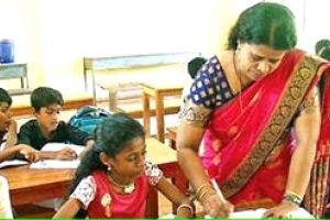 പേരിൽ 'ബോയ്‌സ്' മാറിയില്ലെങ്കിലും പെൺകുട്ടികൾ പഠനം തുടങ്ങി