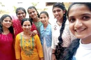 ശ്രീജ ടീച്ചർ പറയുന്നു, മരംനടീൽ മാത്രമല്ല പ്രകൃതിസംരക്ഷണം