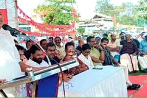 വരാനിരിക്കുന്നത് സുനാമിയെക്കാൾ വലിയ ആപത്ത്-മുല്ലക്കര രത്നാകരൻ