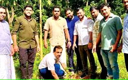 പരിസ്ഥിതി ദിനാചരണം: മണ്ണും മനുഷ്യനും കൈകോർത്തു