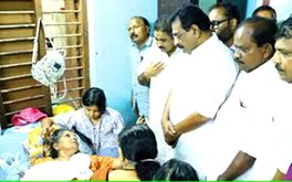 കൊതിച്ച വീടിനുമുന്നിൽ ഉയർന്നു, കണ്ണീർപ്പന്തൽ