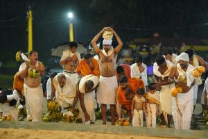 ജഗന്നാഥ സവിധത്തിലേക്ക് ഇളനീർ കാവുകളുടെ പ്രവാഹം