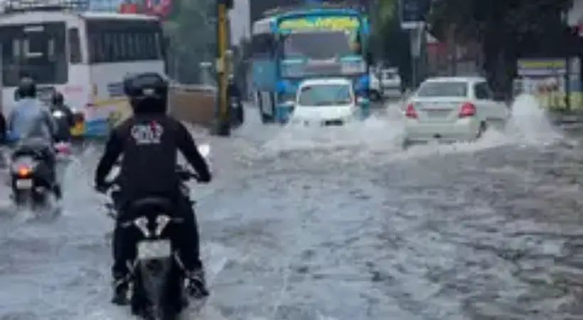 ഇന്നും നാളെയും കൂടി ശക്തമായ മഴ തുടരും; എട്ട് ജില്ലകളില്‍ മഴ മുന്നറിയിപ്പ്