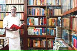 വീട്ടിൽ ഗ്രന്ഥാലയം: പുസ്‌തകങ്ങൾ 6000