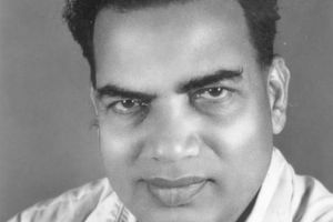 എ കെ ജിയെ കിട്ടിയിട്ടുണ്ട്. അറസ്റ്റ് ചെയ്യട്ടേ......? :ചാലക്കര പുരുഷു