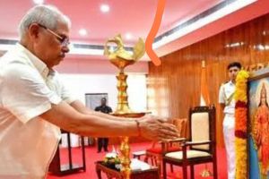 ഞങ്ങൾ കേരളീയർ... മതേതര മനസ്സുള്ളവർ... : മുല്ലപ്പള്ളിരാമചന്ദ്രൻ