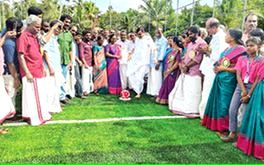 വൈക്കത്തെ കായികസ്വപ്‌നങ്ങൾ പൂവണിഞ്ഞു അക്കരപ്പാടം ടർഫ് സ്റ്റേഡിയം തുറന്നു