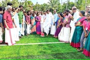 വൈക്കത്തെ കായികസ്വപ്‌നങ്ങൾ പൂവണിഞ്ഞു അക്കരപ്പാടം ടർഫ് സ്റ്റേഡിയം തുറന്നു