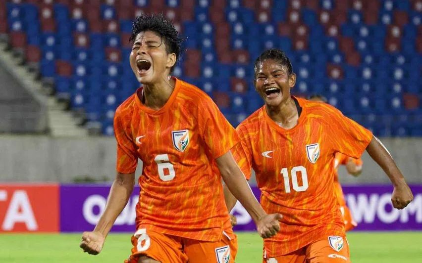 ചരിത്രം സൃഷ്ടിച്ച് ഇന്ത്യന്‍ വനിതകള്‍;തായ്‌ലന്‍ഡിനെ തോല്‍പ്പിച്ചു,ഏഷ്യാ കപ്പിലേക്ക് യോഗ്യത