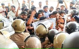 സമരകലാശാലയായി സർവകലാശാല; വെള്ളിയാഴ്ച നടന്നത് ആറു സമരങ്ങൾ