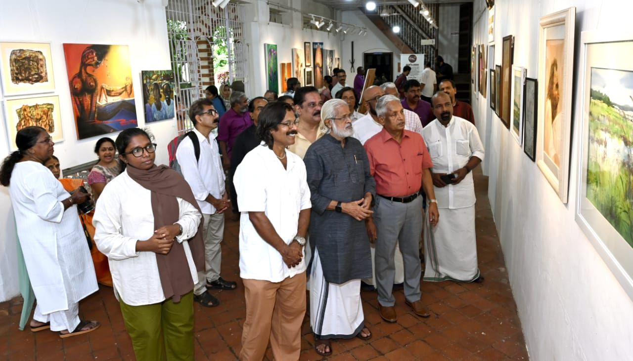 ഇത് പ്രഭാമയമായ വർണ്ണക്കൂട്ടുകളുടെ സമാന്തരധാര... :ചാലക്കര പുരുഷു