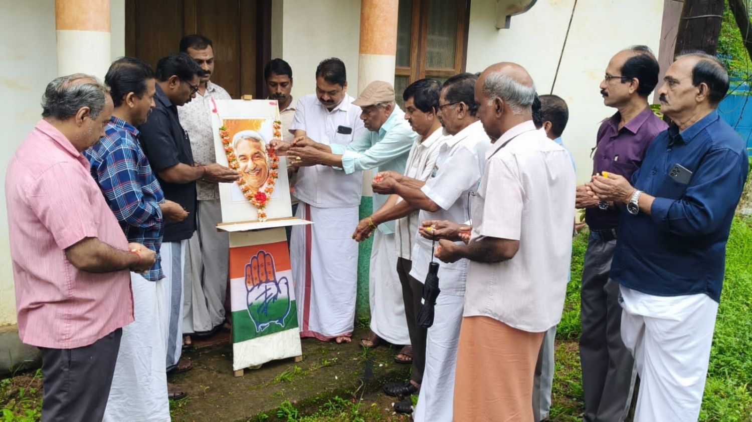 ഉമ്മൻചാണ്ടിയെ അനുസ്മരിച്ചു