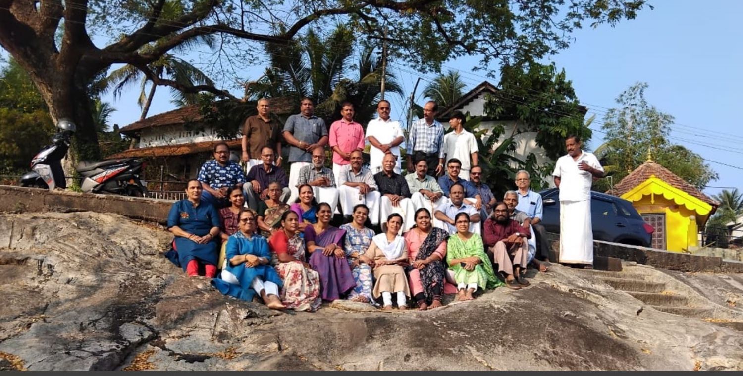 പു​രാ​വൃ​ത്ത​ങ്ങ​ളി​ലൂ​ടെ​,​ ച​രി​ത്ര​വും​ ക​ട​ന്ന്,​ പി​തൃ​സ്‌​നേ​ഹ​ത്തി​ന്റെ​ വി​ശു​ദ്ധി​യി​ൽ​ ... :ചാ​ല​ക്ക​ര​ പു​രു​ഷു​ ​