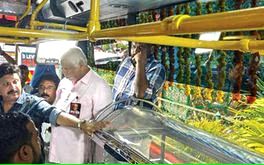 യാത്രയാവാൻ കെഎസ്ആർടിസി; വഴിയൊരുക്കാൻ മന്ത്രി