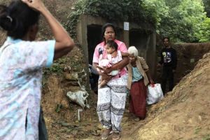 പീരങ്കിയാക്രമണവുമായി കംബോഡിയ, യുദ്ധവിമാനങ്ങളുമായി തായ്‌ലൻഡ്;അതിര്‍ത്തി സംഘർഷം രൂക്ഷമായി,9 മരണം