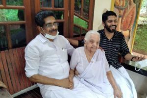 നാട്ടുകാർക്കെല്ലാം പ്രിയപ്പെട്ട  കോട്ടപ്പള്ളിയിലെ അമ്മാളു അമ്മ 104-ാം വയസ്സിൽ നിര്യാതയായി.