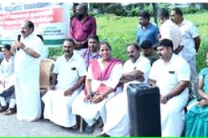 ബോൾഗാട്ടി-വല്ലാർപാടം ജങ്ഷനിലെ ട്രാഫിക് ബ്ലോക്കിന് പരിഹാരം കണ്ടെത്താൻ സമരം