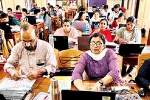 180 സ്കൂളുകളിൽ റോബോട്ടിക് കിറ്റുകൾ