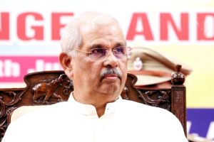 ‘വിസി’യിൽ വീണ്ടും ഏറ്റുമുട്ടൽ