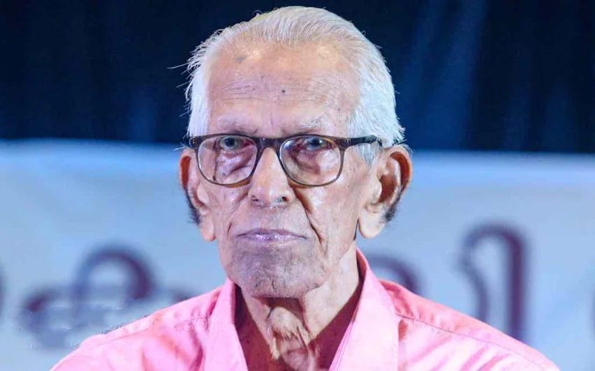 പ്രൊഫ. എം.കെ സാനു അന്തരിച്ചു