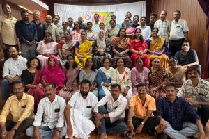 മാഹി കോളേജിലെ പ്രീഡിഗ്രി 88-90 ബാച്ചിലെ കൂട്ടായ്മ 