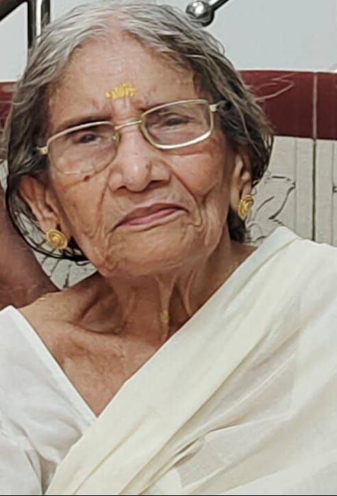 രുഗ്മിണിയമ്മ നിര്യാതരായി