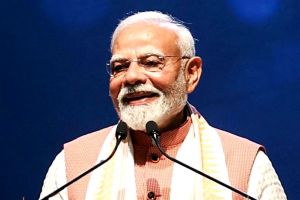 എസ്‌സിഒ ഉച്ചകോടിക്കായി മോദി ചൈനയിലേക്ക്; സന്ദർശനം ട്രംപിന്റെ തീരുവയുദ്ധത്തിനിടെ