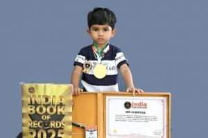 രണ്ടേമുക്കാൽ വയസ്സുകാരന് ദേശീയ -അന്തർദേശീയ ബഹുമതി
