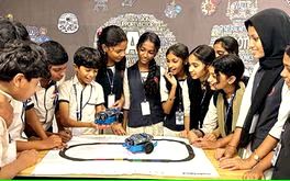 സർക്കാർ സ്കൂളുകളിലെ ആദ്യത്തെ എഐ-റോബോട്ടിക് ലാബുമായി പുറത്തൂർ ജിയുപിഎസ്