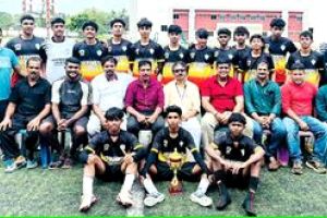 സുബ്രതോ മുഖർജി ഫുട്‌ബോൾ: തൃക്കരിപ്പൂർ ഗവ. വൊക്കേഷണൽ ഹയർ സെക്കൻഡറി ജേതാക്കൾ