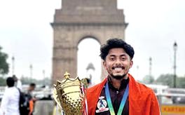 സോഫ്റ്റ് ബേസ് ബോൾ; കിരീടം നേടിയ ടീമിൽ കരിമ്പ സ്വദേശിയും