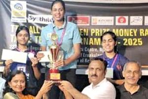 ടേബിൾ ടെന്നീസ് ടൂർണമെന്റ്റ്: മരിയയ്ക്കും അമീറിനും സീനിയർ കിരീടം