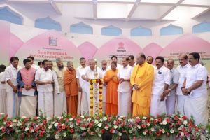 ആത്മീയ നേതാക്കള്‍ക്ക് സാമൂഹിക പുരോഗതിയില്‍ പങ്കു വഹിക്കാന്‍ കഴിയും : മുഖ്യമന്ത്രി പിണറായി വിജയന്‍